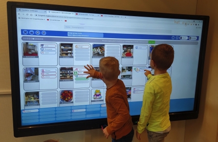 Prosklené třídy a šťastné děti. Jak se můžeme inspirovat v Nizozemí?